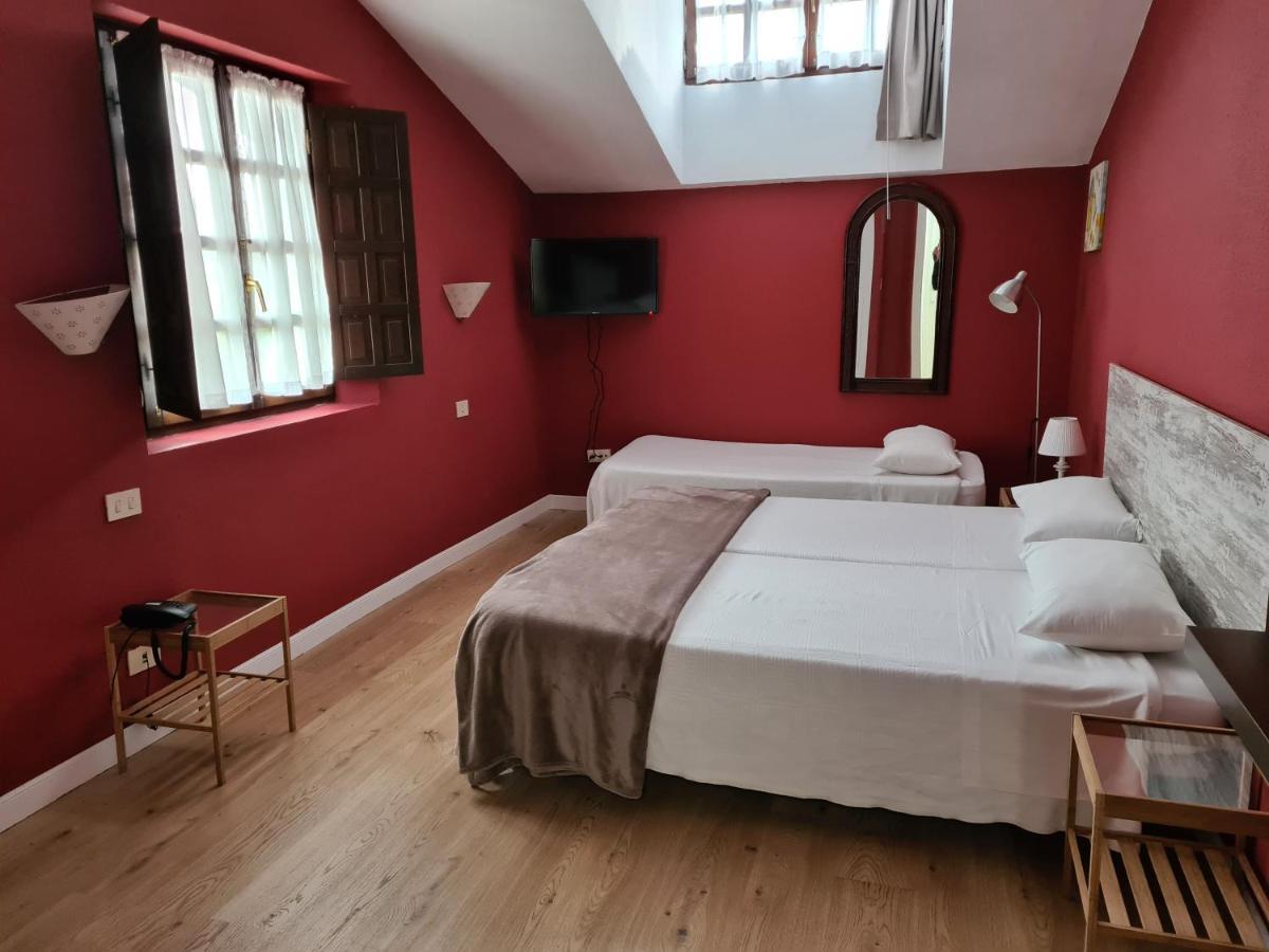 Colegiata Hotel 3*
