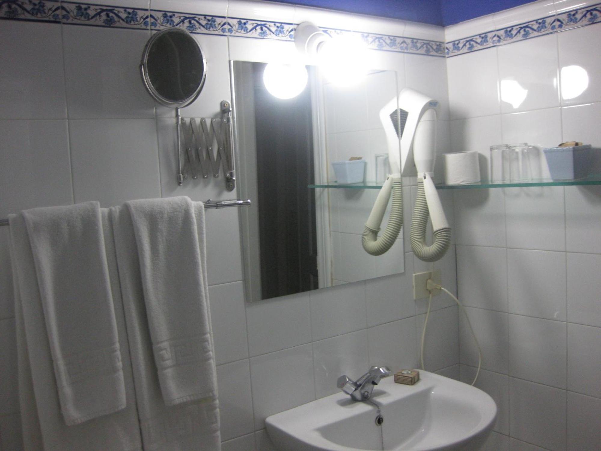 Hotel Colegiata 3*