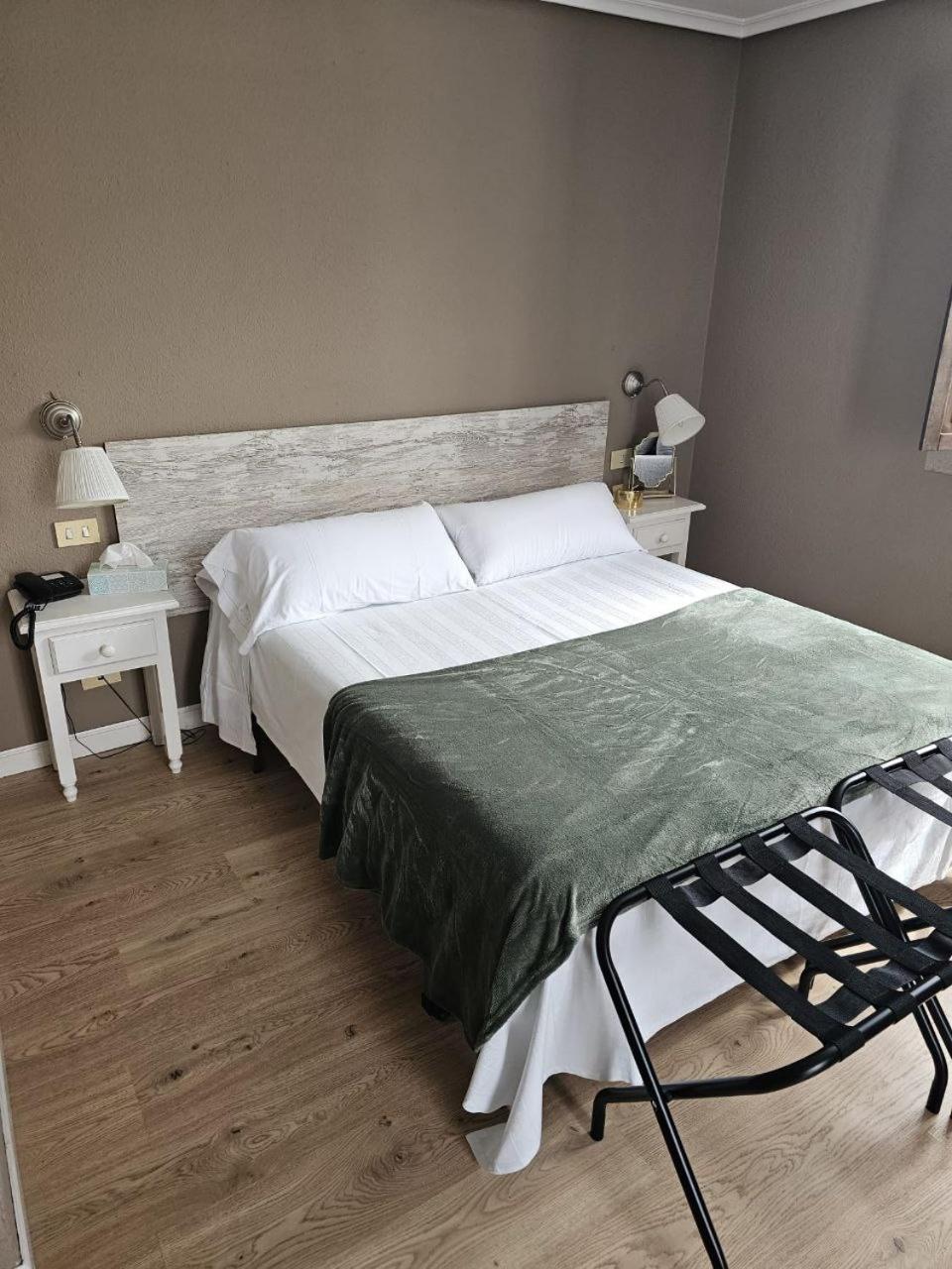 Hotel Colegiata 3*
