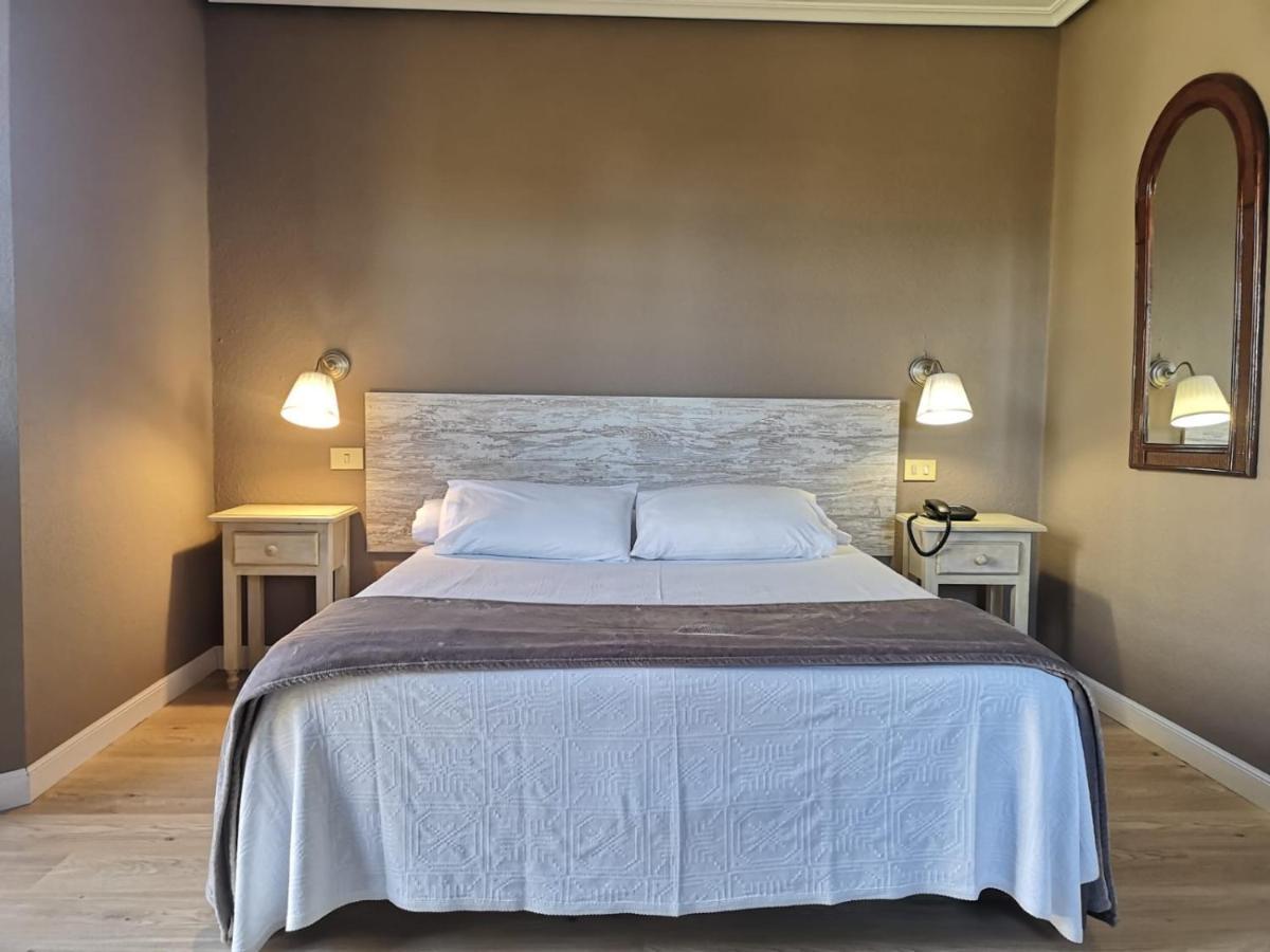 Colegiata Hotel 3*